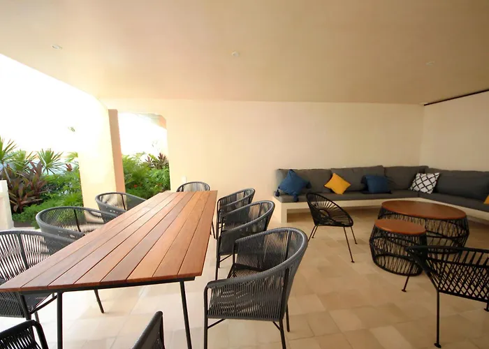 At Location, Enchanting Roof With Infinity Pool Apartment *